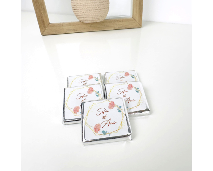 Cadeau invité chocolat personnalisé avec sticker
