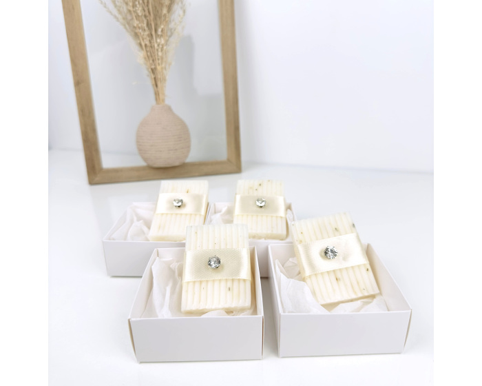 Cadeau invité savon avec strass