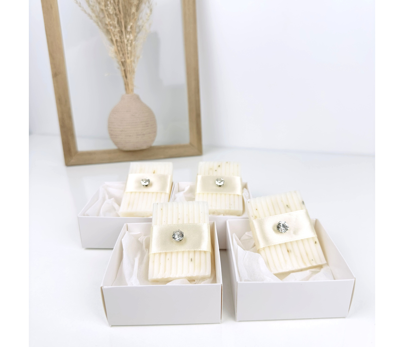 Cadeau invité savon avec strass