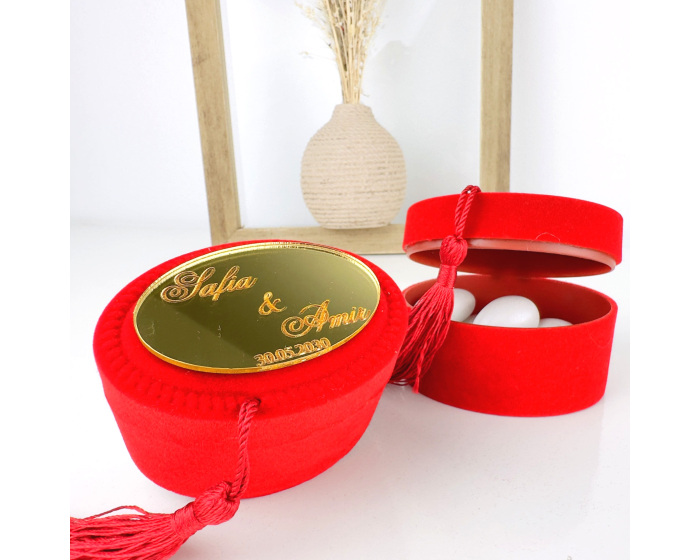 Cadeau invité contenant à dragées velours rouge