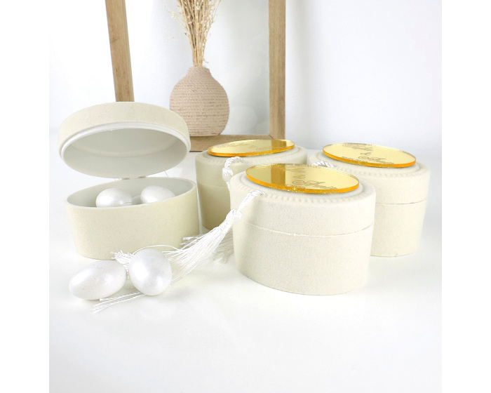 Cadeau invité contenant à dragées velours beige