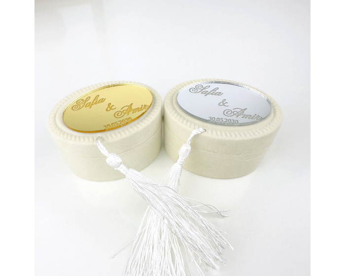Cadeau invité contenant à dragées velours beige