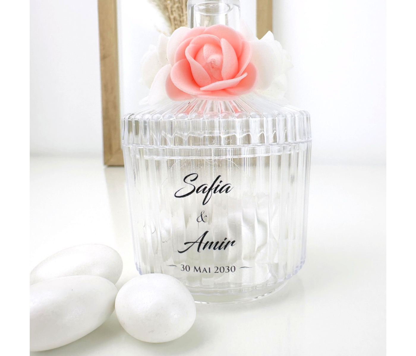Cadeau invité boite à dragées avec fleurs