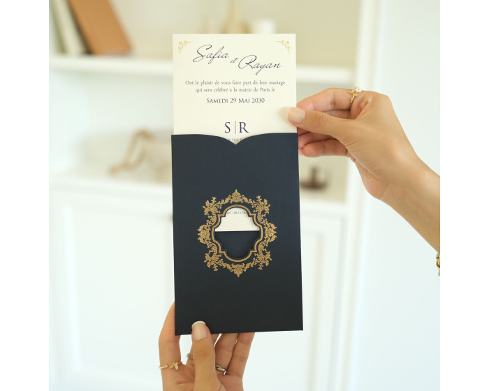 Carte d'invitation bleu marine