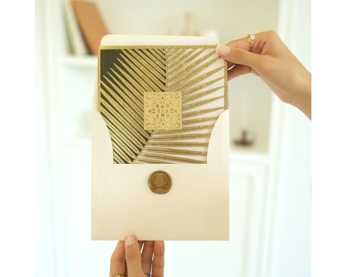 Carte d'invitation mariage dorée