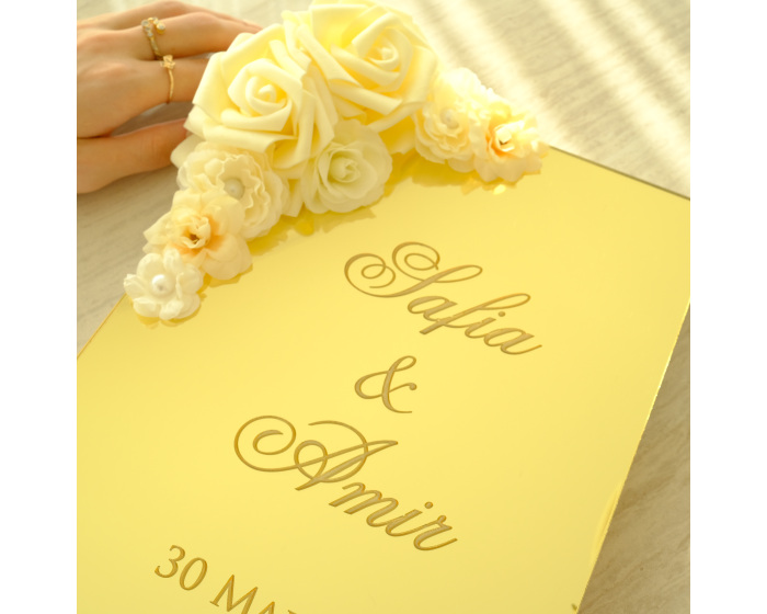 Livre d'or plexiglas doré
