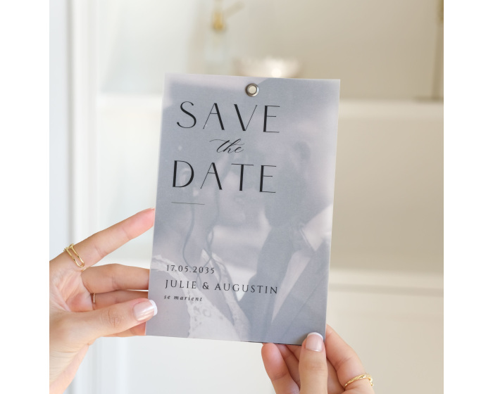 Save the date invitation couple